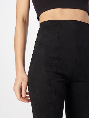 DRYKORN - regular Pantalón de pinzas 'ALIVE' en negro