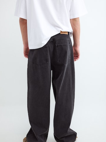 BALMOHK Vrečasti Kavbojke 'FRAN' | siva barva