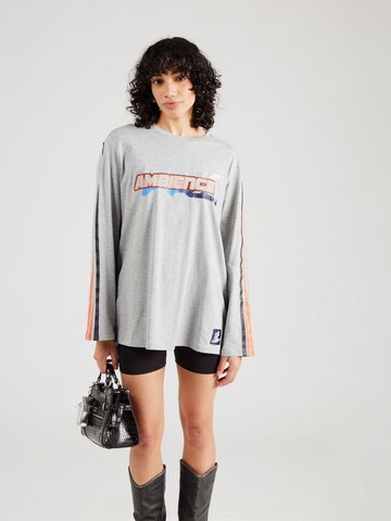 Maglietta di Monki in grigio: frontale