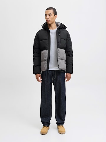 Geacă de iarnă 'JJEOWEN' de la JACK & JONES pe gri