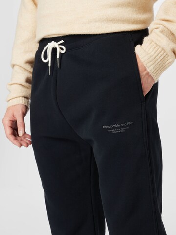 Abercrombie & Fitch Tapered Broek in Zwart