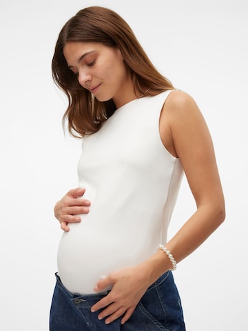 Vero Moda Maternity - Top 'MILLION' en negro: frente