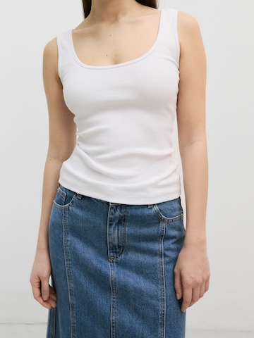 EDITED Top 'Quinta' in White: front