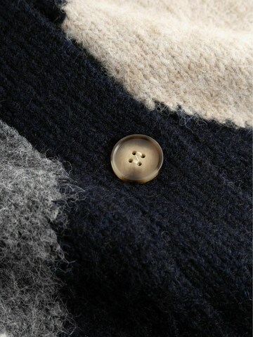 Noella Neuletakki ' N-Laiana Knit Cardigan ' värissä sininen