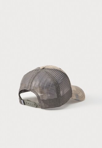 zaļš Von Dutch Originals Naģene