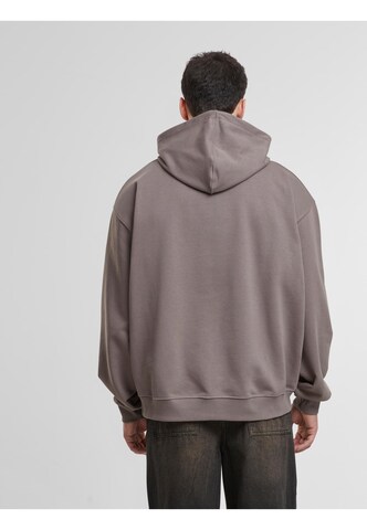 DEF Sweatshirt 'Trust Issues' in Green