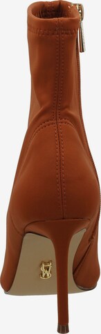 STEVE MADDEN Ankle Boots in Brown