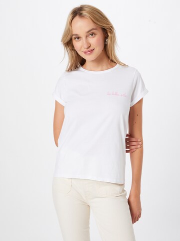 Tricou 'LA BELLA VITA' de la Maison Labiche pe alb: față