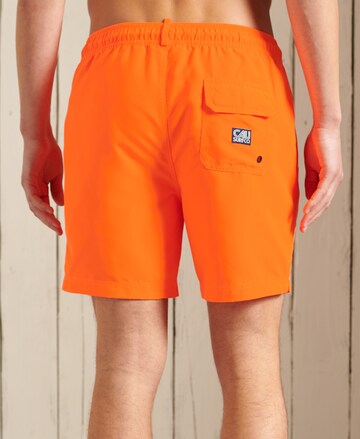 Shorts de bain 'Venice' Superdry en orange