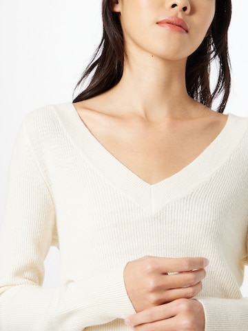 Pull-over 'KATIA' ONLY en blanc