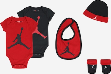 Set di Jordan in rosso: frontale