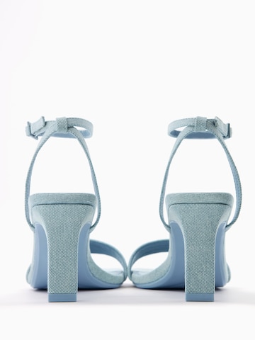 Sandales à lanières Bershka en bleu