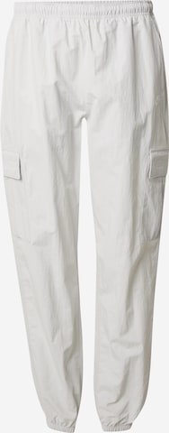 Nike Sportswear Παντελόνι cargo 'CLUB' σε γκρι: μπροστά