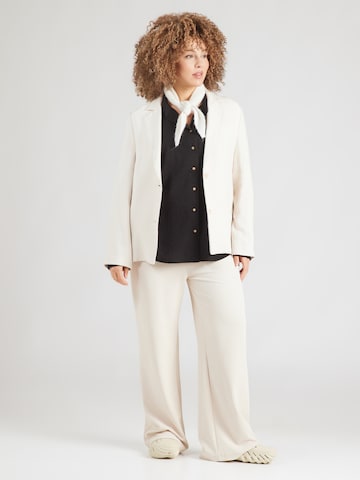 ONLY Carmakoma - Blusa 'CARGOA' en negro