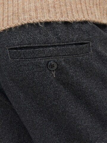 Regular Pantalon à pince 'KARL' JACK & JONES en gris