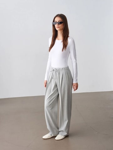 Dilvin Wide Leg Hose in Grau