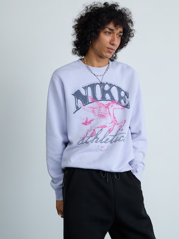 Regular Pantaloni 'Tech Flc' de la Nike Sportswear pe negru