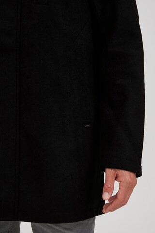 Manteau mi-saison 'Knud' 11 Project en noir