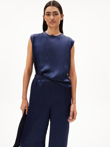 ARMEDANGELS Blouse in Blue: front
