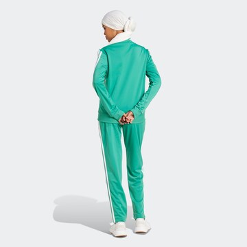 Survêtement 'Essentials' ADIDAS SPORTSWEAR en vert