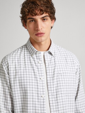 Pepe Jeans Regular fit Button Up Shirt 'Paul' in White