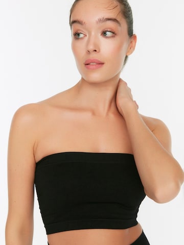 Trendyol Top in Schwarz