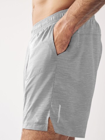Next - regular Pantalón deportivo en gris