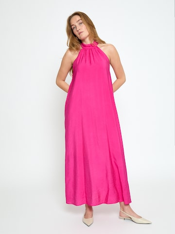 Peppercorn - Vestido 'Opeya' en rosa: frente