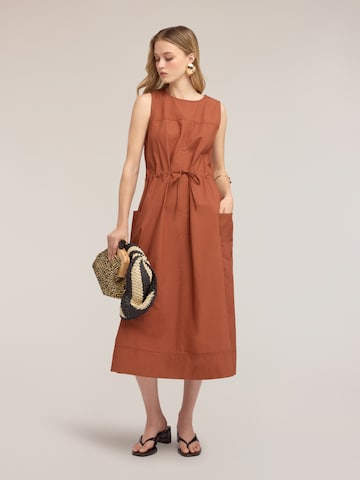 MOTIVI Dress in Brown