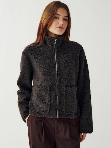 Noella Jacke 'Madi' in Braun: Vorderseite