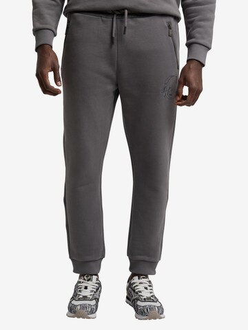 Carlo Colucci Regular Pants 'De Bettin' in Grey: front