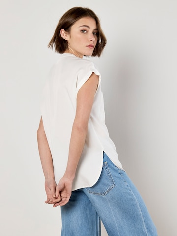 Apricot Zip Front Patch Pocket Top ' ' in Beige