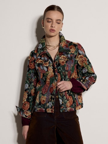 Apricot Floral Tapestry Jacket ' ' in Schwarz: Vorderseite
