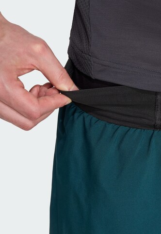 ADIDAS TERREX - regular Pantalón de montaña 'Xperior' en verde