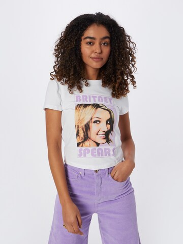 ONLY Shirt 'BRITNEY SPEARS' in White: front