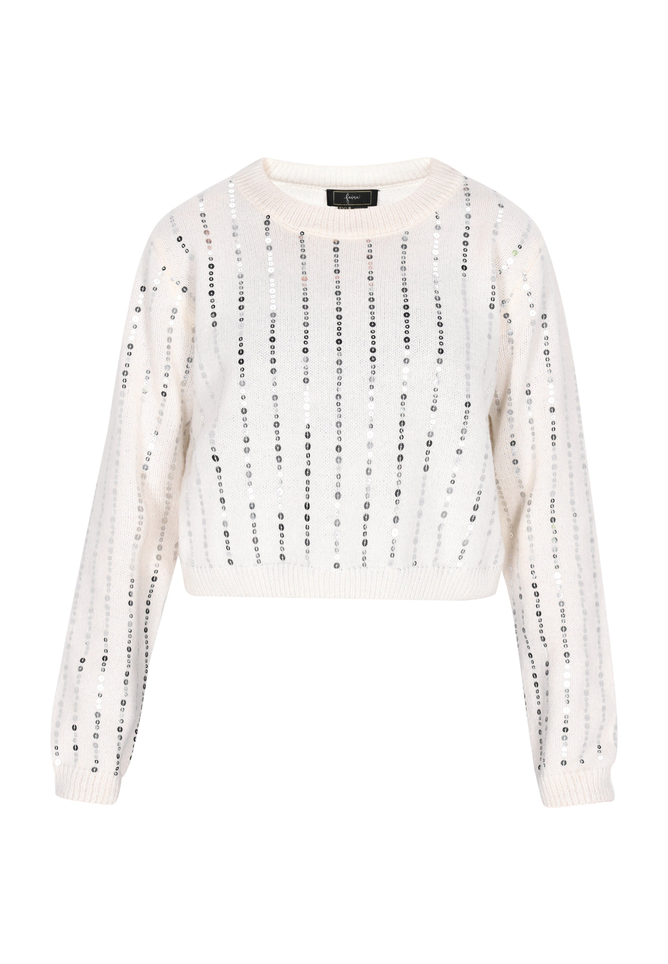 Pulover de la faina pe alb: față