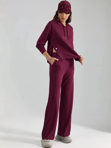Lady Bersan Leisure suit 'Zweiteiliges Set' in Red