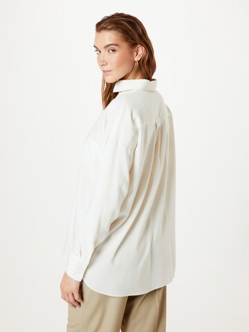 Eight2Nine Blouse in White