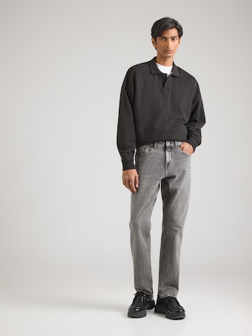 QS - Regular Calças de ganga em cinzento