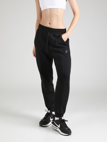 Effilé Pantalon 'Tech Fleece' Nike Sportswear en noir : devant