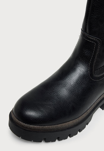MUSTANG - Bota em preto