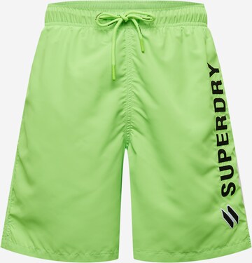 Superdry Шорти за плуване в зелено: отпред