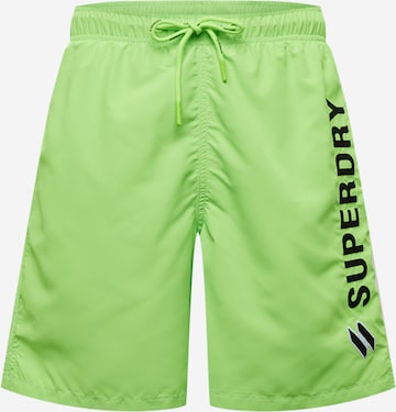 Pantaloncini da bagno di Superdry in verde: frontale