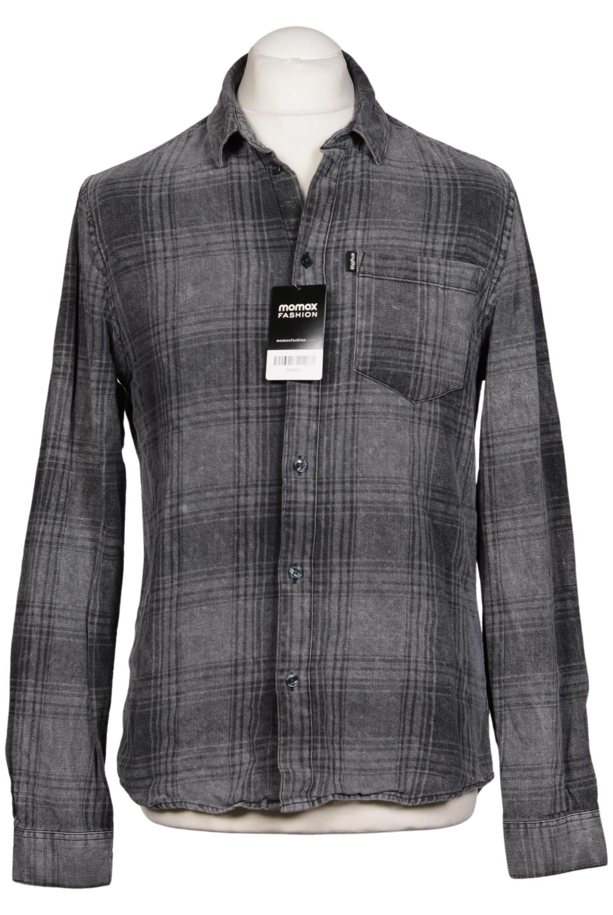 tigha Button Up Shirt in M in Grey: front