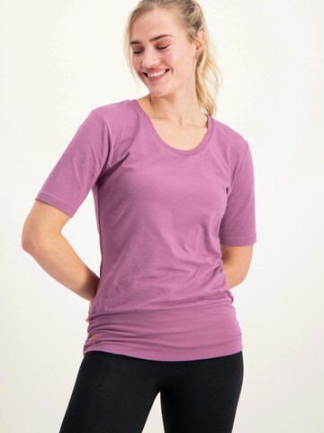 Urban Goddess Yoga & Activewear Performance Shirt 'Kami Yoga Tee' in Purple: front