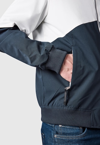 Veste mi-saison 'Sherwend' Ragwear en bleu