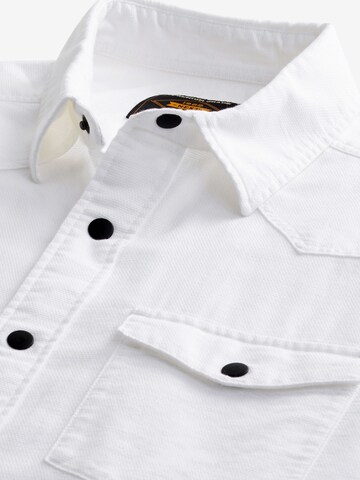 Next - Ajuste regular Camisa en blanco
