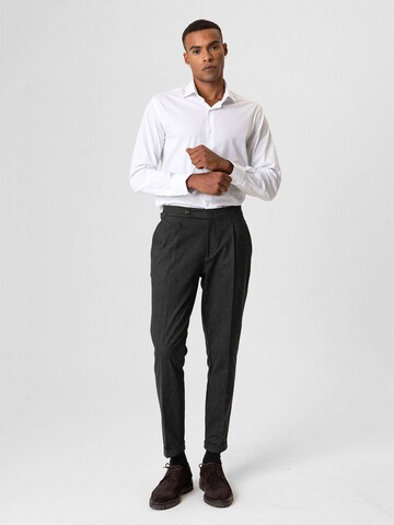 Antioch Regular Pleat-front trousers 'Nikolaus' in Black