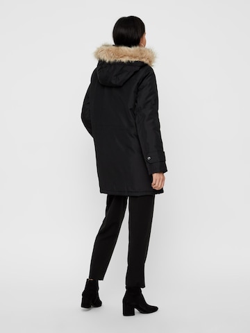 melns VERO MODA Ziemas parka 'Excursion Expedition'