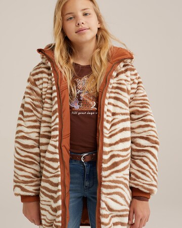 WE Fashion Χειμερινό μπουφάν σε καφέ: μπροστά